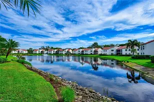 583 Beachwalk Cir, Naples, FL 34108 - Photo 6