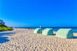 583 Beachwalk Cir, Naples, FL 34108 - Photo 40