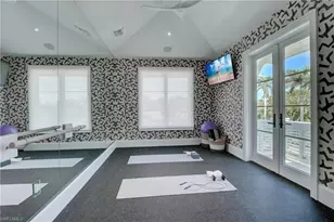 2020 Gordon Dr, Naples, FL 34102 - Photo 32