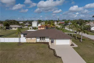 1725 SE 3rd St, Cape Coral, FL 33990 - Photo 2