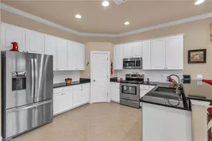 6806 Bent Grass Dr, Naples, FL 34113 - Photo 4