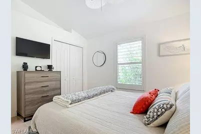 8452 Indian Wells Way, Naples, FL 34113 - Photo 28