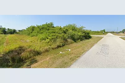 12745 Xavier Ave, Port Charlotte, FL 33981 - Photo 4