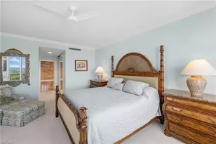 435 Dockside Dr, Naples, FL 34110 - Photo 24