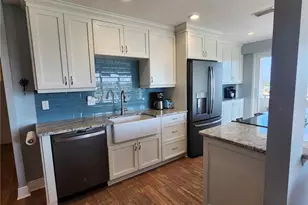 4803 Sunset Ct, Cape Coral, FL 33904 - Photo 6