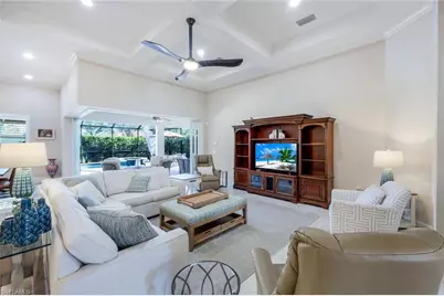 9282 Quarry Dr, Naples, FL 34120 - Photo 8