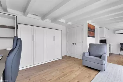 367 Mooring Line Dr, Naples, FL 34102 - Photo 32