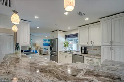 127 SW 54th St, Cape Coral, FL 33914 - Photo 12