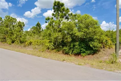 1510 Pine Ave, Lehigh Acres, FL 33972 - Photo 12