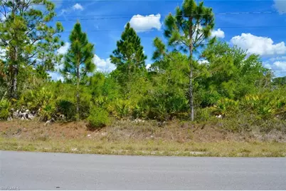 1510 Pine Ave, Lehigh Acres, FL 33972 - Photo 10