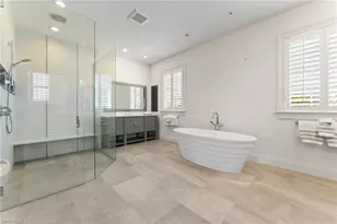 2325 Lantern Ln, Naples, FL 34102 - Photo 34