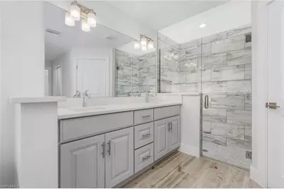 346 SW 28th Pl, Cape Coral, FL 33991 - Photo 16