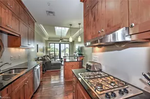 555 5th Ave S, Naples, FL 34102 - Photo 10