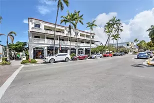 555 5th Ave S, Naples, FL 34102 - Photo 1