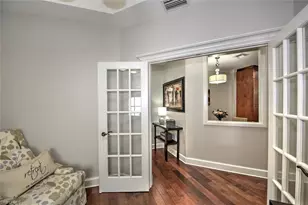 555 5th Ave S, Naples, FL 34102 - Photo 14