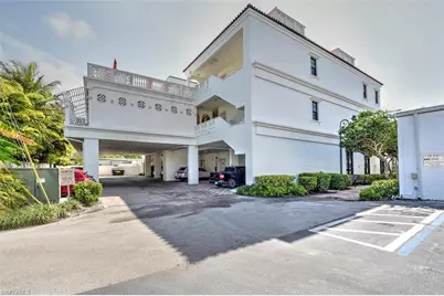 555 5th Ave S #PH-1, Naples, FL 34102 - Photo 2