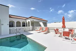 555 5th Ave S, Naples, FL 34102 - Photo 24