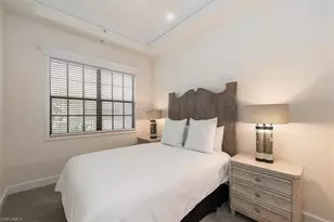 555 5th Ave S, Naples, FL 34102 - Photo 22