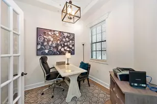 555 5th Ave S, Naples, FL 34102 - Photo 16