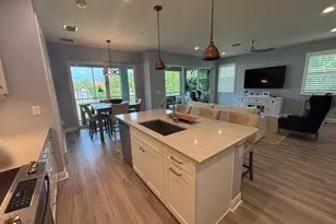 2543 Seychelles Dr, Naples, FL 34112 - Photo 4