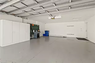 10005 Valiant Ct, Miromar Lakes, FL 33913 - Photo 32