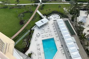 4041 Gulf Shore Blvd N, Naples, FL 34103 - Photo 20