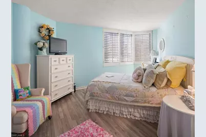 4041 Gulf Shore Blvd N #108, Naples, FL 34103 - Photo 12