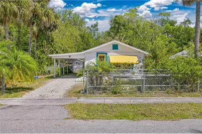 219 Granada Blvd, Fort Myers, FL 33905 - Photo 2