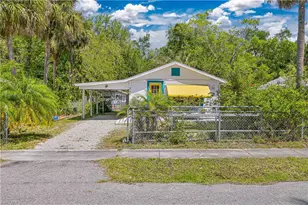 219 Granada Blvd, Fort Myers, FL 33905 - Photo 2
