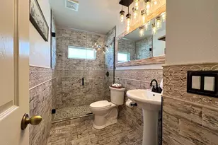 940 SE 20th Ct, Cape Coral, FL 33990 - Photo 22