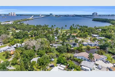 135 Standish Cir, North Fort Myers, FL 33903 - Photo 4