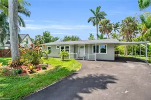 135 Standish Cir, North Fort Myers, FL 33903 - Photo 2