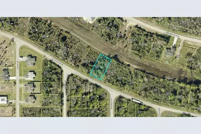 454 Westchester Dr, Lehigh Acres, FL 33972 - Photo 4