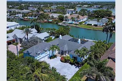 3495 Gin Ln, Naples, FL 34102 - Photo 6