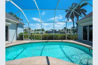 3495 Gin Ln, Naples, FL 34102 - Photo 10