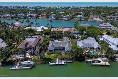 3495 Gin Ln, Naples, FL 34102 - Photo 4