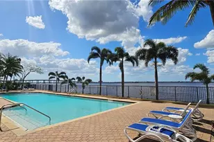 2797 First St, Fort Myers, FL 33916 - Photo 10