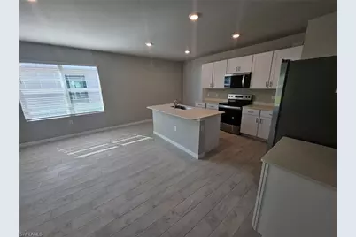 11162 Sunset Preserve Dr, Fort Myers, FL 33905 - Photo 8