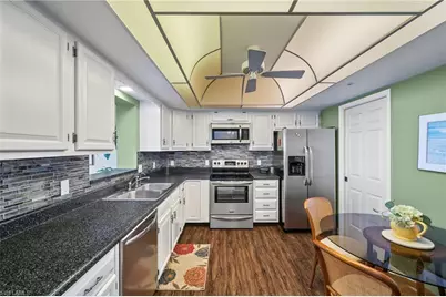1900 Virginia Ave #902, Fort Myers, FL 33901 - Photo 16