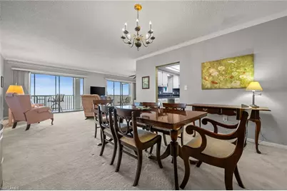 1900 Virginia Ave #902, Fort Myers, FL 33901 - Photo 4