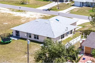 2130 NE 8th Pl, Cape Coral, FL 33909 - Photo 34