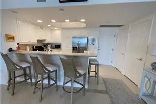 2748 Tiburon Blvd E, Naples, FL 34109 - Photo 8