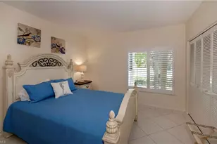 5809 Glencove Dr, Naples, FL 34108 - Photo 16