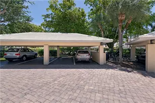 5809 Glencove Dr, Naples, FL 34108 - Photo 24