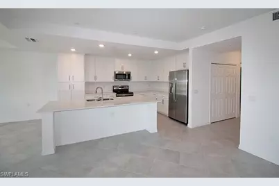 43997 Boardwalk Loop #1813, Punta Gorda, FL 33982 - Photo 6