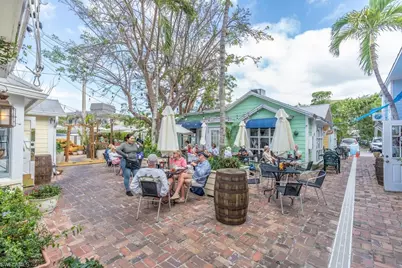 10 Tampa Pl #202, Marco Island, FL 34145 - Photo 34