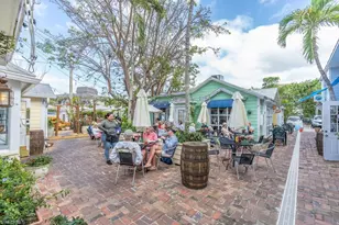 10 Tampa Pl, Marco Island, FL 34145 - Photo 34