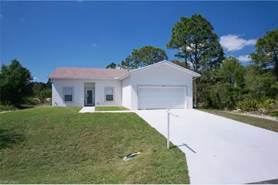 642 Stanley Ave S, Lehigh Acres, FL 33974 - Photo 2