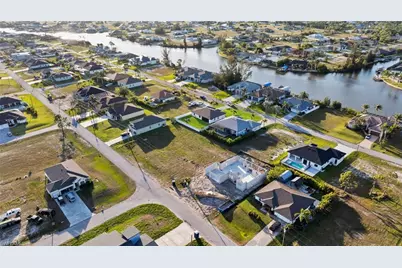 3246 NW 21st Ter, Cape Coral, FL 33993 - Photo 10