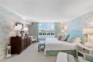 2398 Gulf Shore Blvd N, Naples, FL 34103 - Photo 8